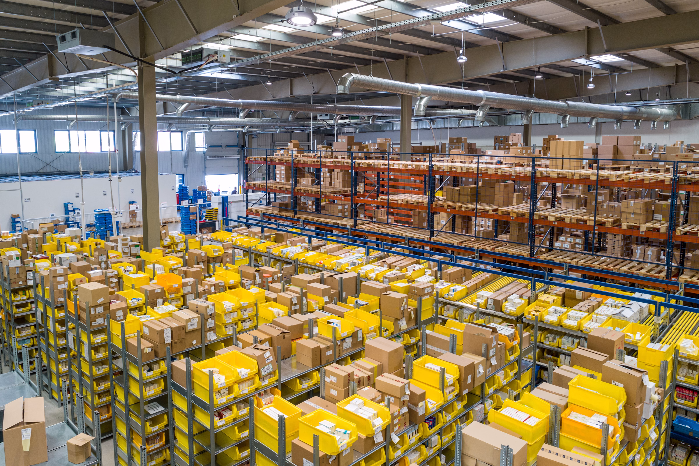 Warehouse and fulfillment operation supporting ecommerce orders
